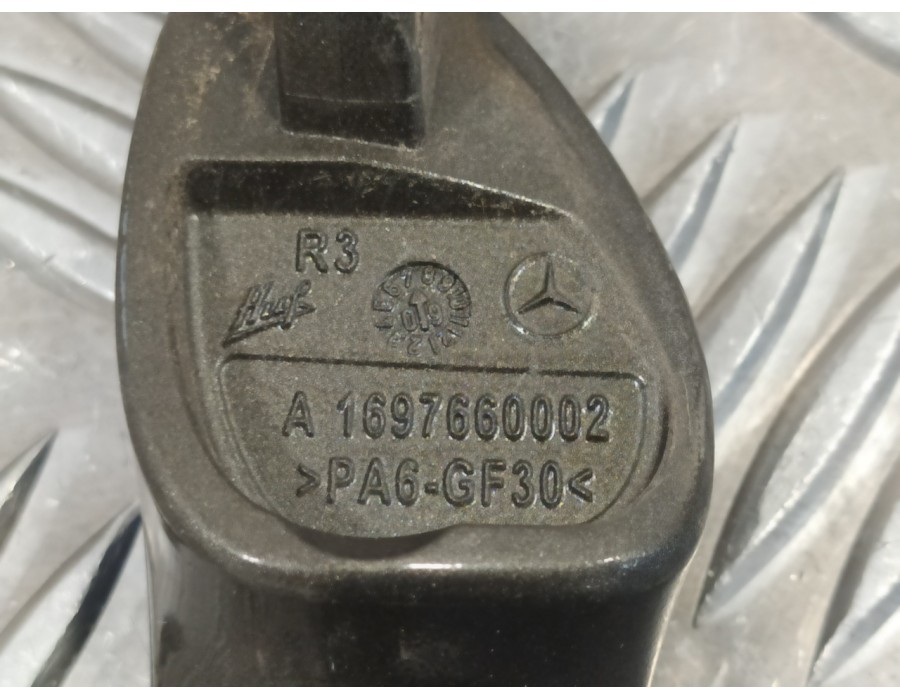 Recambio de maneta elevalunas trasera derecha para mercedes-benz clase a (w169) 1.5 cat referencia OEM IAM A1697660002  