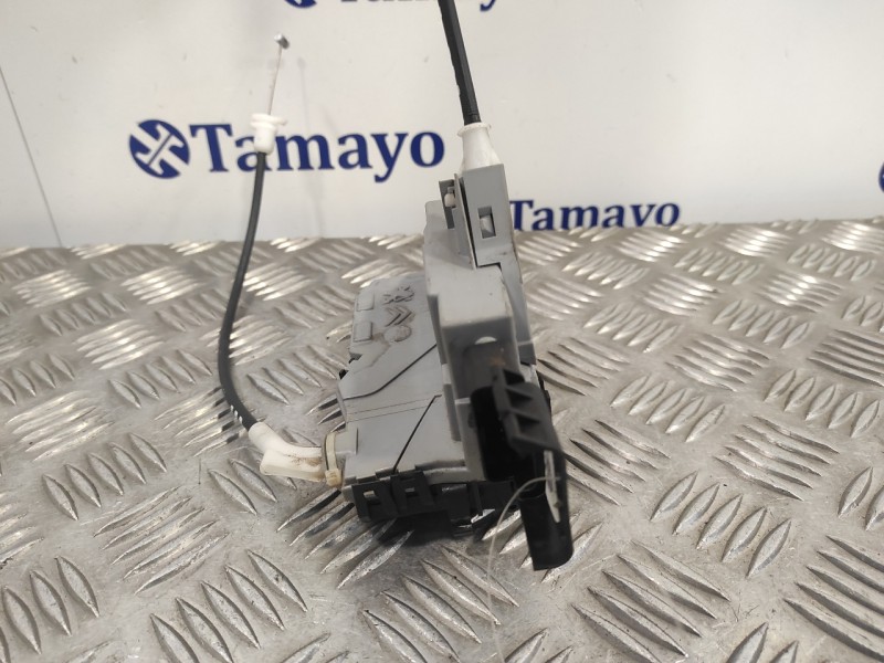 Recambio de cerradura puerta trasera derecha para peugeot 308 1.6 16v referencia OEM IAM   