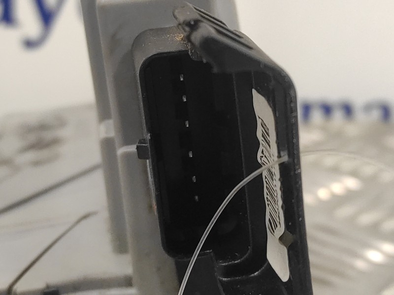 Recambio de cerradura puerta trasera derecha para peugeot 308 1.6 16v referencia OEM IAM   