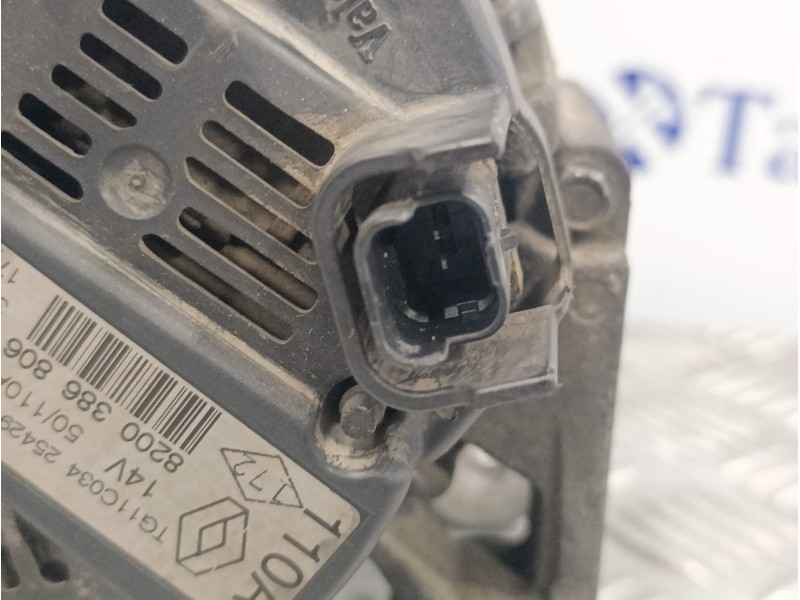 Recambio de alternador para renault clio ii fase ii (b/cb0) referencia OEM IAM 8200386806 2542945B TG11C034