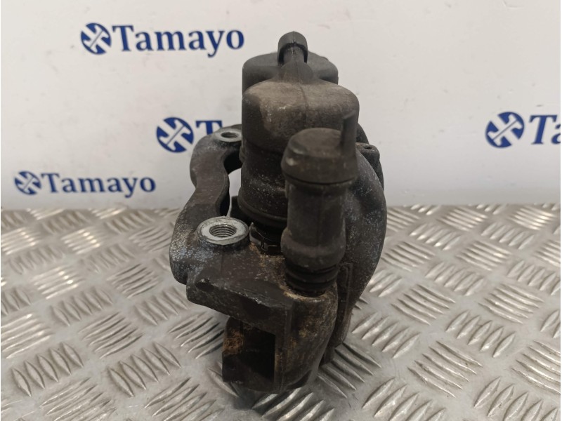 Recambio de pinza freno delantera izquierda para mercedes-benz vito mixto (447) referencia OEM IAM 929001  