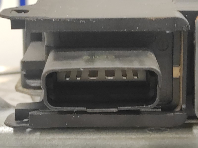 Recambio de elevalunas trasero derecho para peugeot 308 1.6 16v referencia OEM IAM 9659834780 9659826680 0130822370