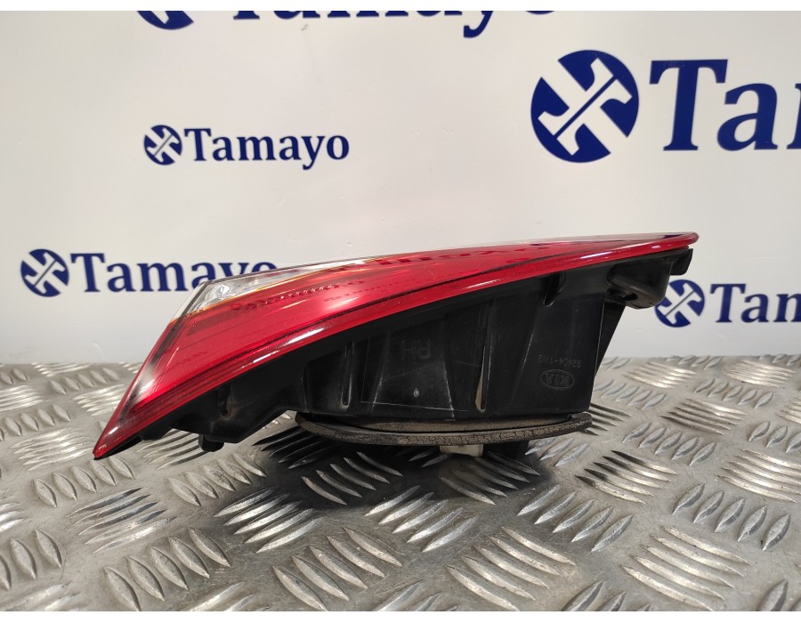 Recambio de piloto trasero derecho interior para kia rio 1.2 cat referencia OEM IAM   
