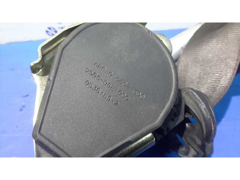 Recambio de cinturon seguridad delantero derecho para audi a4 avant (b5) 1.6 referencia OEM IAM ARG0566020800  