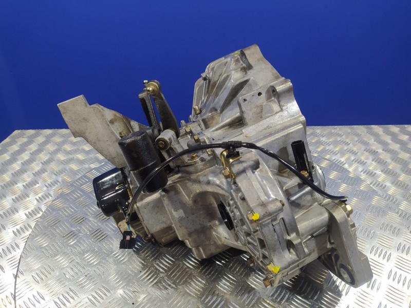 Recambio de caja cambios para mazda 3 berlina (bk) 2.0 16v cat referencia OEM IAM 3TF  
