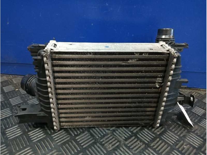 Recambio de intercooler para renault captur referencia OEM IAM 144961381R  