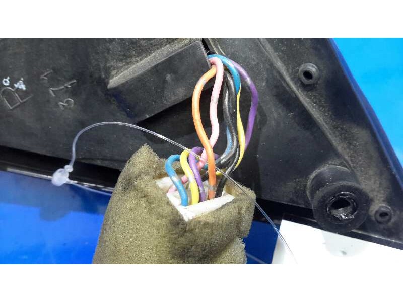 Recambio de retrovisor derecho para opel monterey 3.0 dti cat referencia OEM IAM   