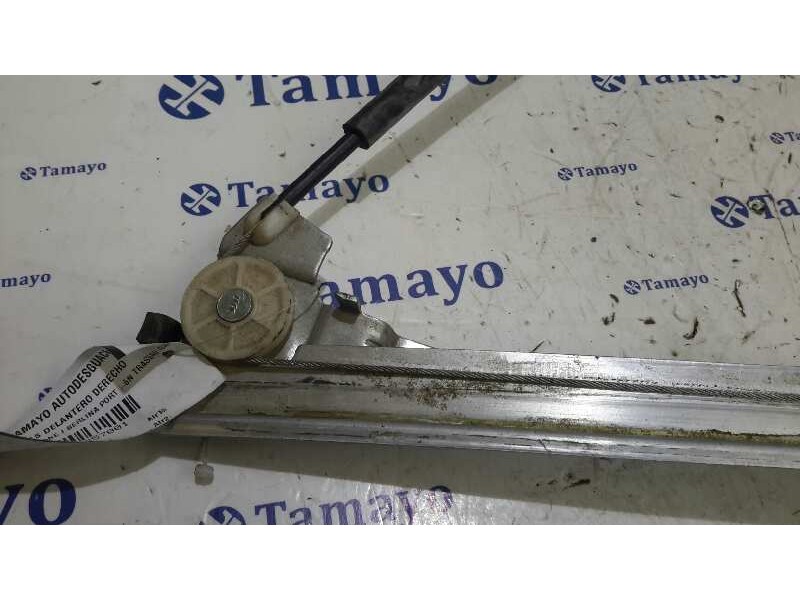 Recambio de elevalunas delantero derecho para renault megane i berlina hatchback (ba0) referencia OEM IAM 0130821721  