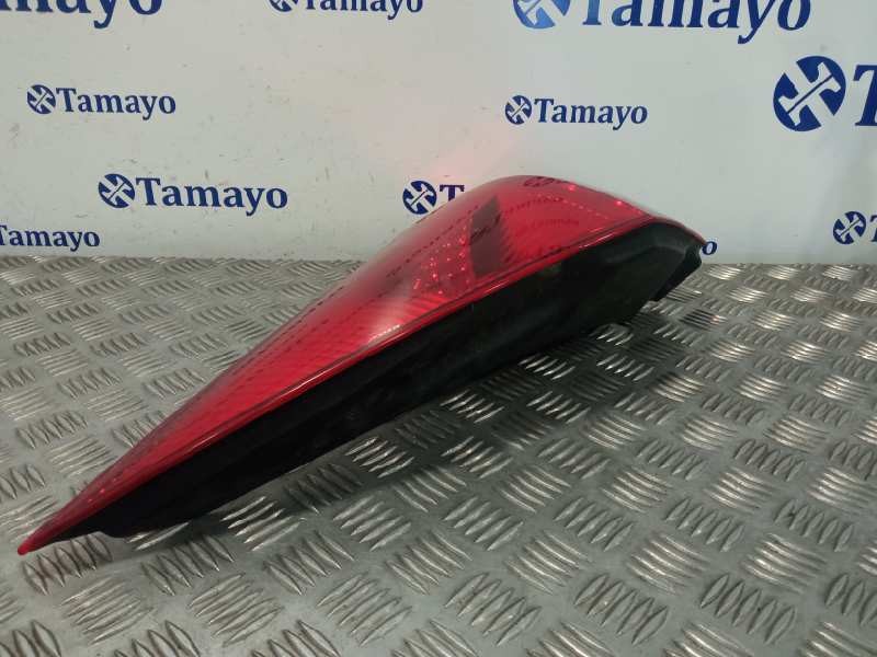Recambio de piloto trasero derecho para renault megane ii familiar referencia OEM IAM 8200142683  2VP96489202