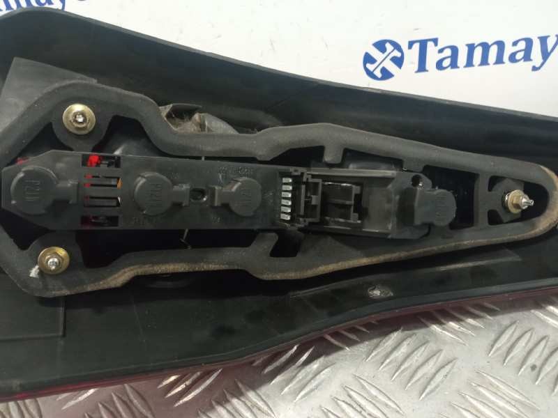 Recambio de piloto trasero izquierdo para renault megane ii familiar referencia OEM IAM 8200142684  
