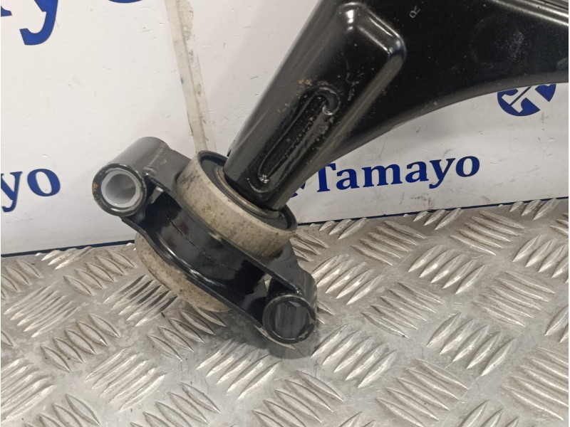 Recambio de brazo suspension inferior delantero derecho para mercedes-benz vito mixto (447) referencia OEM IAM A4473303500  