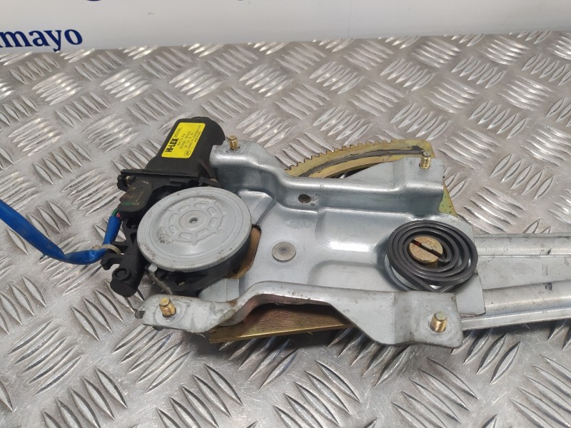 Recambio de elevalunas delantero derecho para kia sorento 2.5 crdi cat referencia OEM IAM 824603E000  