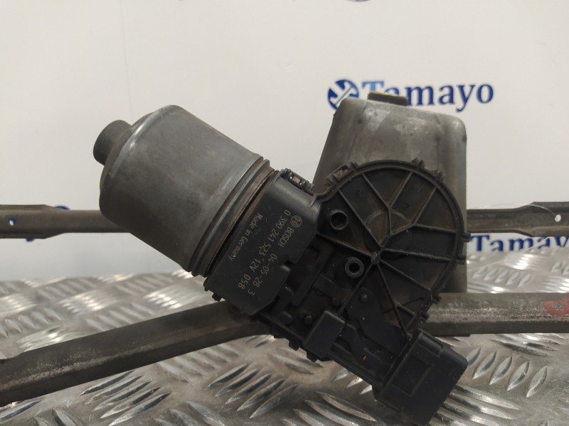 Recambio de motor limpia delantero para peugeot 206 berlina 1.6 16v cat referencia OEM IAM 3397020578  0390241523