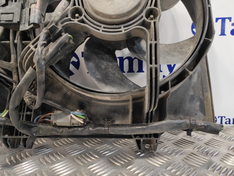 Recambio de electroventilador para nissan vanette cargo (hc23) 2.3 diesel referencia OEM IAM 214109C0D1  07145005AF