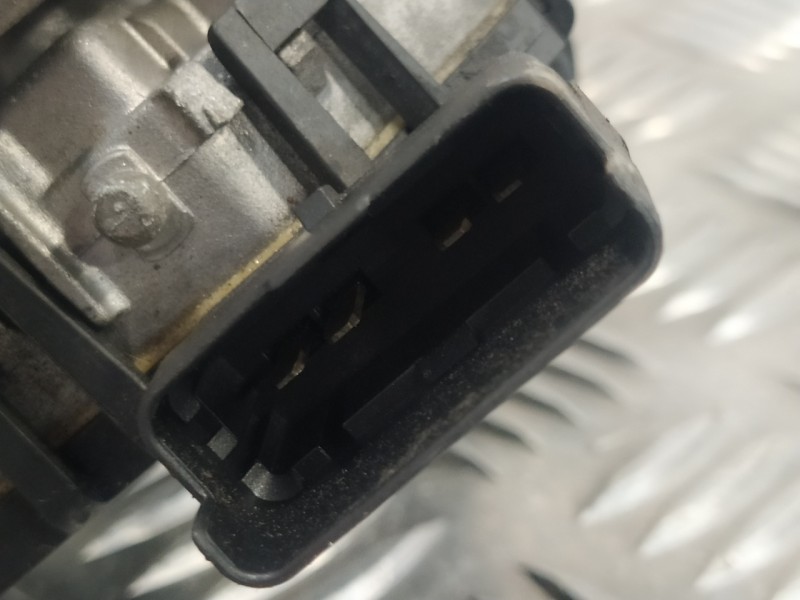 Recambio de motor limpia delantero para peugeot 206 berlina 1.6 16v cat referencia OEM IAM 3397020578  0390241523