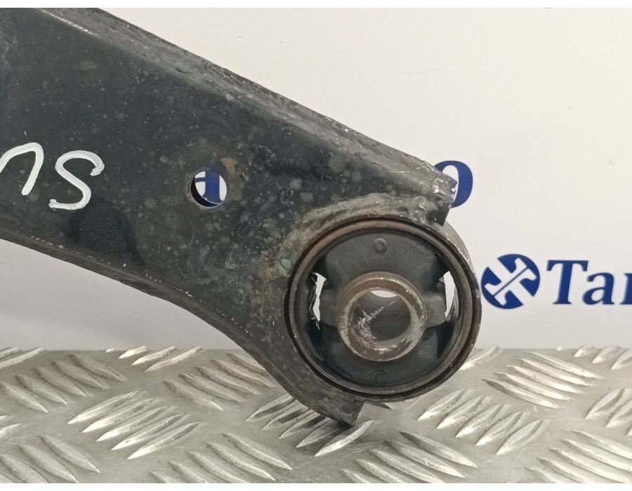 Recambio de brazo suspension inferior delantero derecho para subaru forester 2.0 diesel cat referencia OEM IAM   