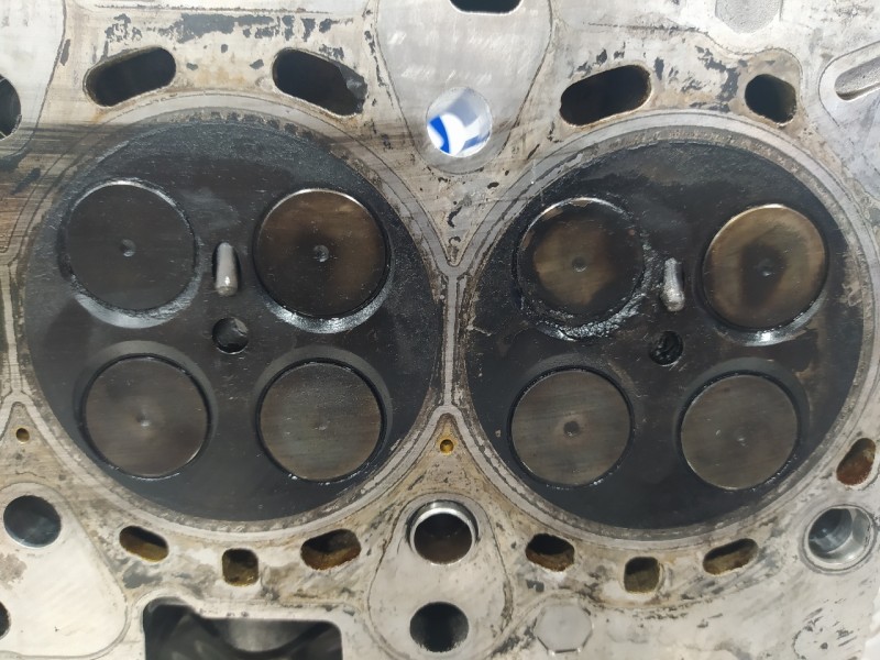 Recambio de culata para bmw serie 5 berlina (e39) 530d referencia OEM IAM 22468759  