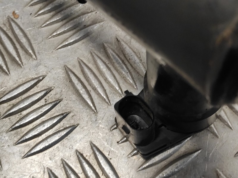 Recambio de amortiguador trasero izquierdo para seat alhambra (7n) 1.4 tsi referencia OEM IAM 7N0512009A  