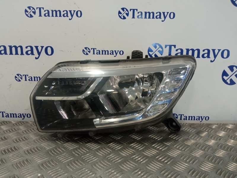 Recambio de faro izquierdo para dacia sandero referencia OEM IAM 90114430  260608143R