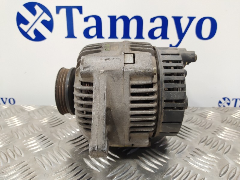 Recambio de alternador para renault megane i berlina hatchback (ba0) 1.6 referencia OEM IAM 7700871033  