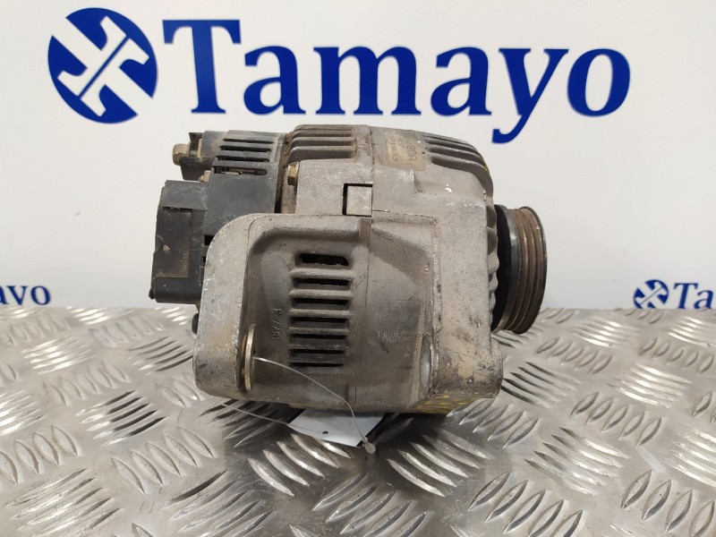 Recambio de alternador para renault megane i berlina hatchback (ba0) 1.6 referencia OEM IAM 7700871033  