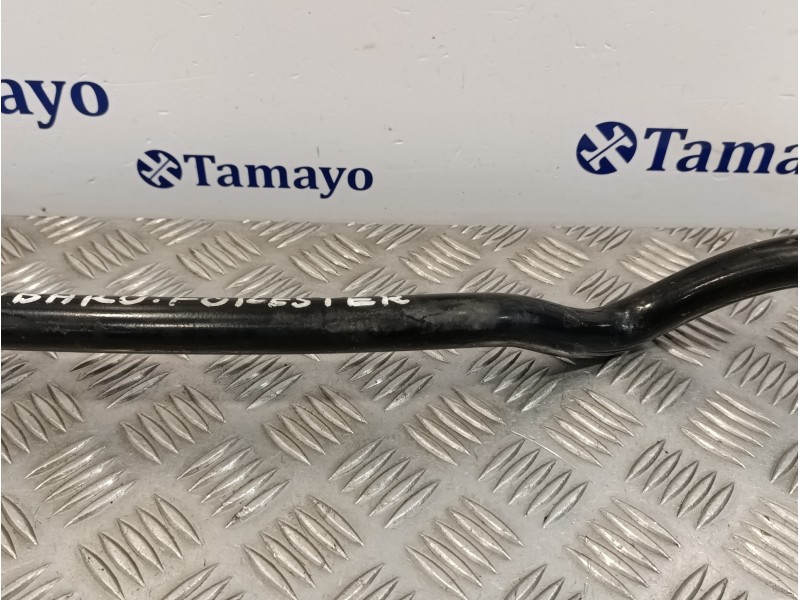 Recambio de barra estabilizadora delantera para subaru forester 2.0 diesel cat referencia OEM IAM   