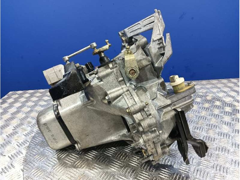 Recambio de caja cambios para citroën c3 referencia OEM IAM 20CQ08  