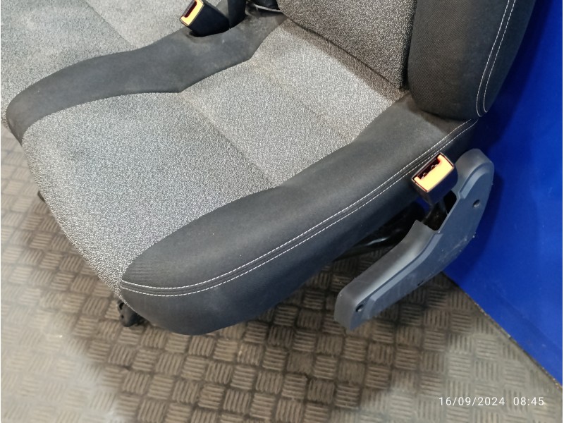 Recambio de asiento delantero derecho para fiat ducato furgón 35 (290) 2.3 jtd cat referencia OEM IAM   