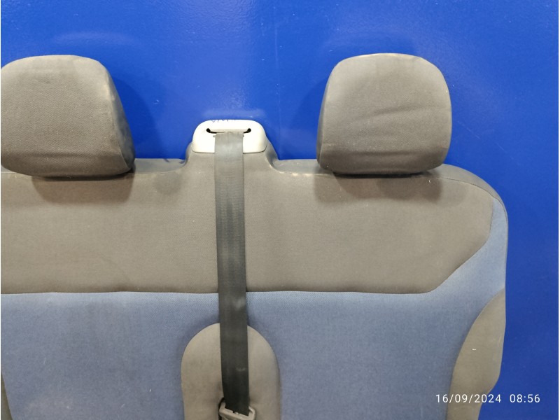 Recambio de asientos traseros para opel vivaro furgón/combi (07.2006 =>) 2.0 16v cdti referencia OEM IAM   