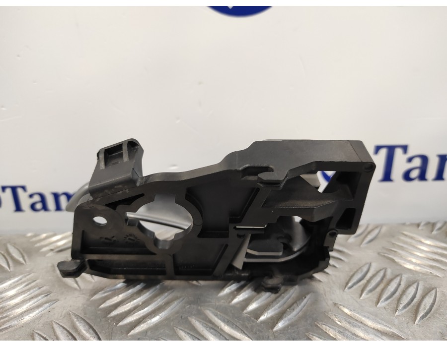 Recambio de maneta interior delantera izquierda para kia rio 1.2 cat referencia OEM IAM 826101W010  