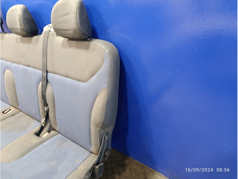 Recambio de asientos traseros para opel vivaro furgón/combi (07.2006 =>) 2.0 16v cdti referencia OEM IAM   