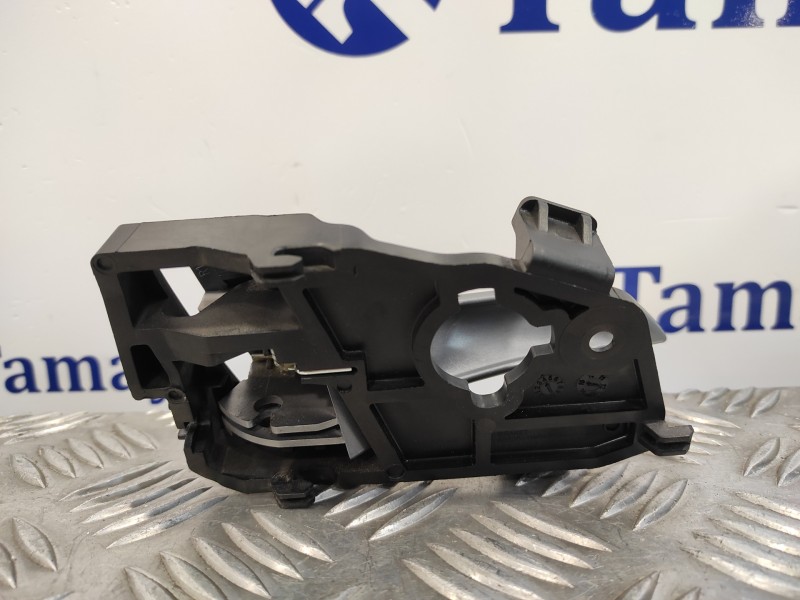 Recambio de maneta interior delantera derecha para kia rio 1.2 cat referencia OEM IAM 826201W010  
