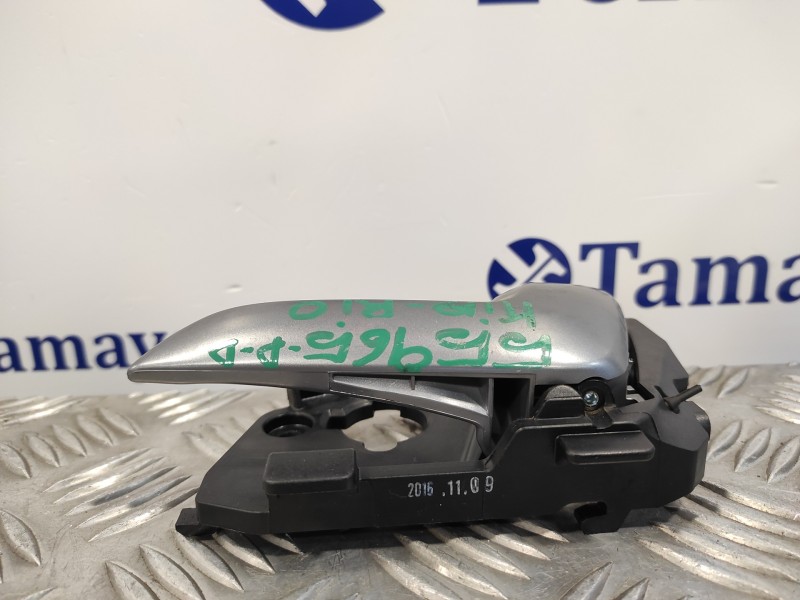 Recambio de maneta interior delantera derecha para kia rio 1.2 cat referencia OEM IAM 826201W010  