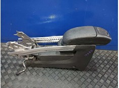 Recambio de apoyabrazos central para opel zafira tourer referencia OEM IAM 13377807  