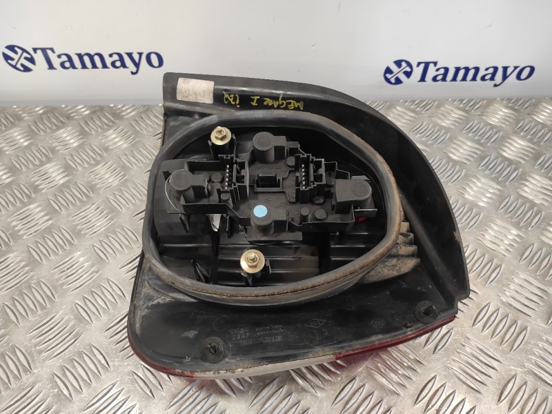 Recambio de piloto trasero izquierdo para renault megane i scenic (ja0) 1.6 55 kw referencia OEM IAM   