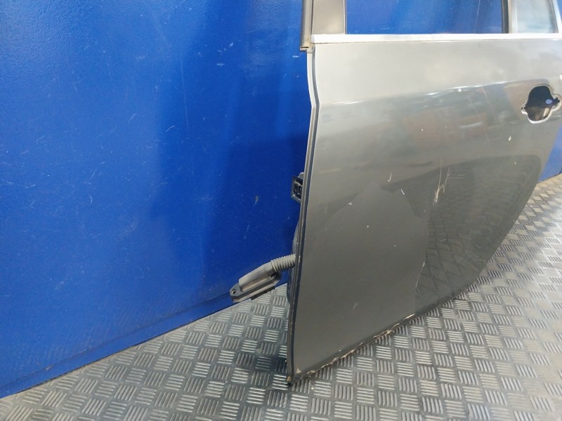 Recambio de puerta trasera izquierda para bmw serie 5 touring (e61) 2.5 24v turbodiesel cat referencia OEM IAM   
