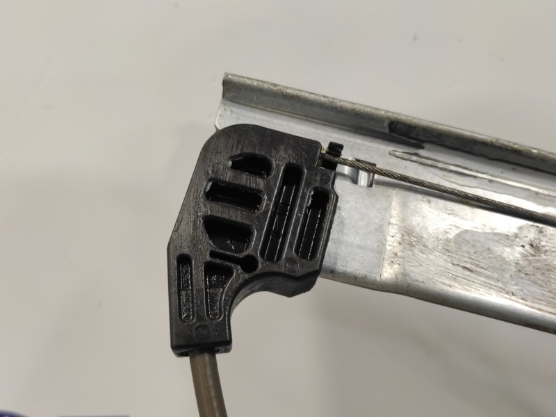 Recambio de elevalunas trasero izquierdo para kia rio 1.2 cat referencia OEM IAM   
