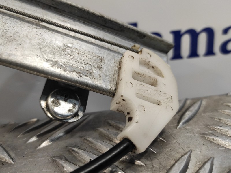 Recambio de elevalunas trasero izquierdo para kia rio 1.2 cat referencia OEM IAM   