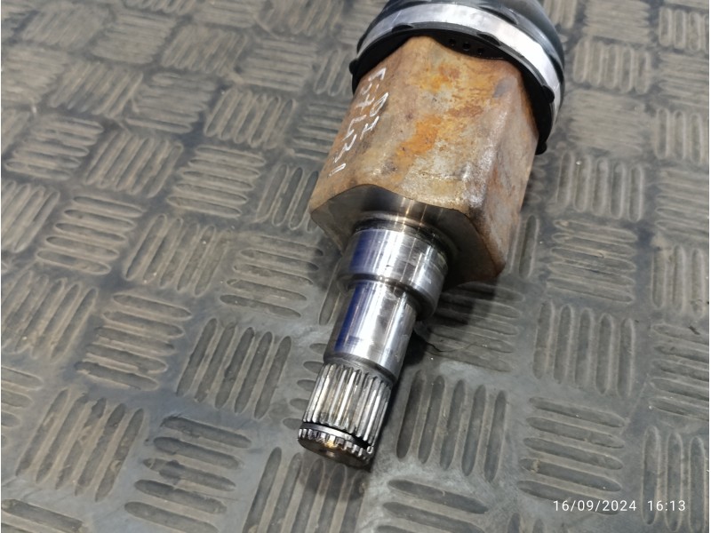 Recambio de transmision delantera izquierda para ford focus lim. black&red referencia OEM IAM BV613B437CA  