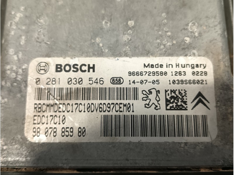 Recambio de centralita motor uce para peugeot expert furgon referencia OEM IAM 0281030546 EDC17C10 9807885980