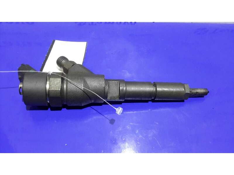 Recambio de inyector para peugeot 406 berlina (s1/s2) 2.0 hdi referencia OEM IAM 9635196580  0445110008