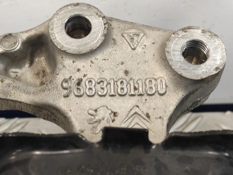 Recambio de soporte motor para citroën c3 picasso 1.6 hdi fap referencia OEM IAM 9683181180  