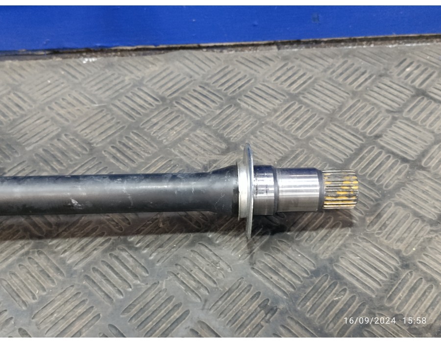 Recambio de transmision delantera derecha para toyota rav4 referencia OEM IAM DA76R  