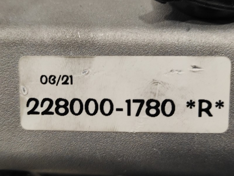 Recambio de motor arranque para toyota land cruiser (j12) 3.0 turbodiesel referencia OEM IAM 2280001780R  