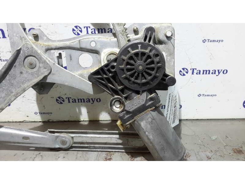 Recambio de elevalunas delantero derecho para mercedes-benz clase c (w202) berlina referencia OEM IAM 0130821639  