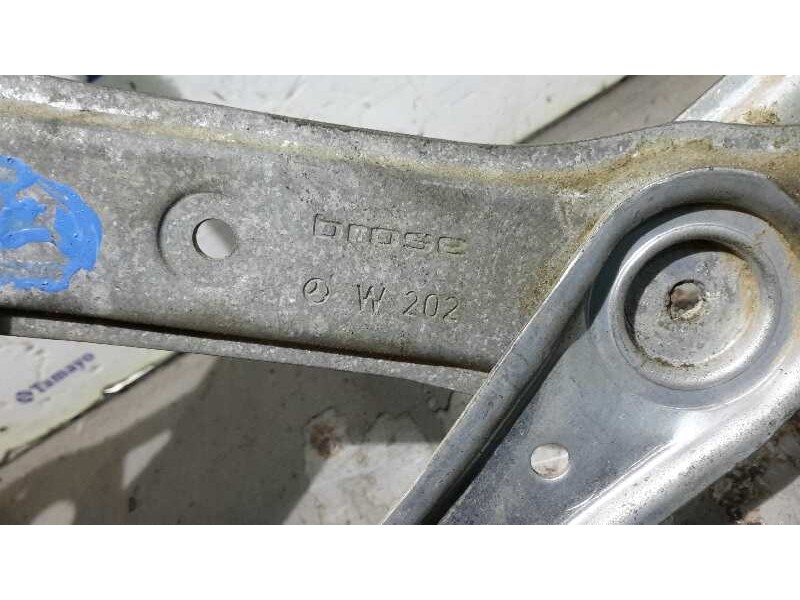Recambio de elevalunas delantero derecho para mercedes-benz clase c (w202) berlina referencia OEM IAM 0130821639  