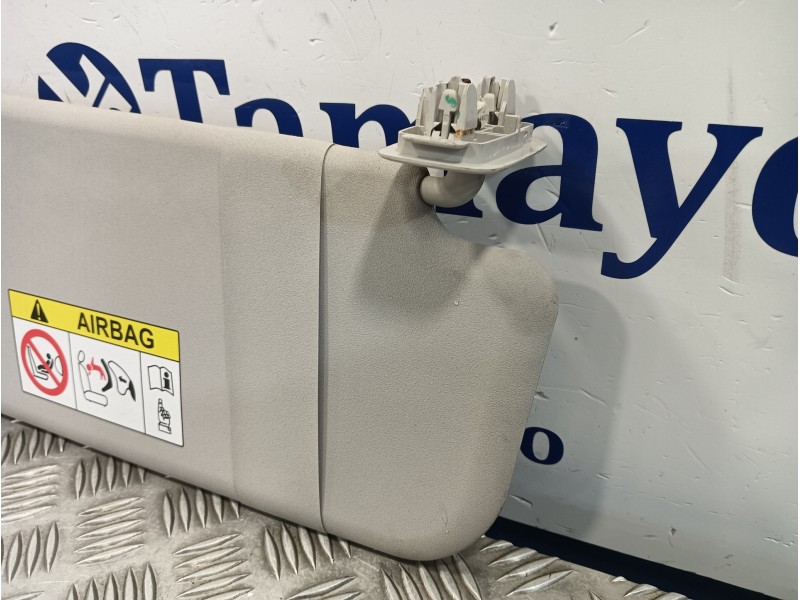 Recambio de parasol derecho para toyota proace referencia OEM IAM   
