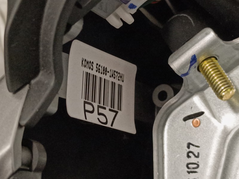 Recambio de volante para kia rio 1.2 cat referencia OEM IAM 561001W572HU 561301W000 1W572HU