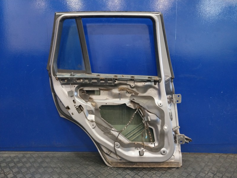 Recambio de puerta trasera izquierda para bmw x3 (e83) 2.0 16v cat referencia OEM IAM   