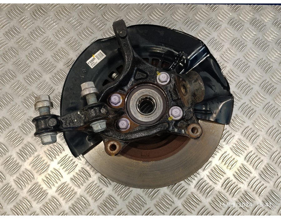 Recambio de mangueta delantera derecha para toyota rav4 referencia OEM IAM   